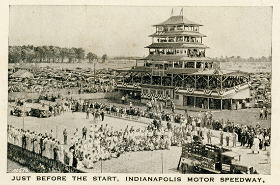 Indy 500 at the start