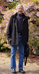 photo of Greg Rose '80 with backpack