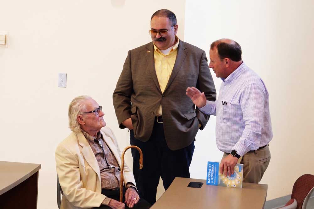 Institute Caps a Busy Spring Semester&mdash;Including Hosting a Nobel Laureate